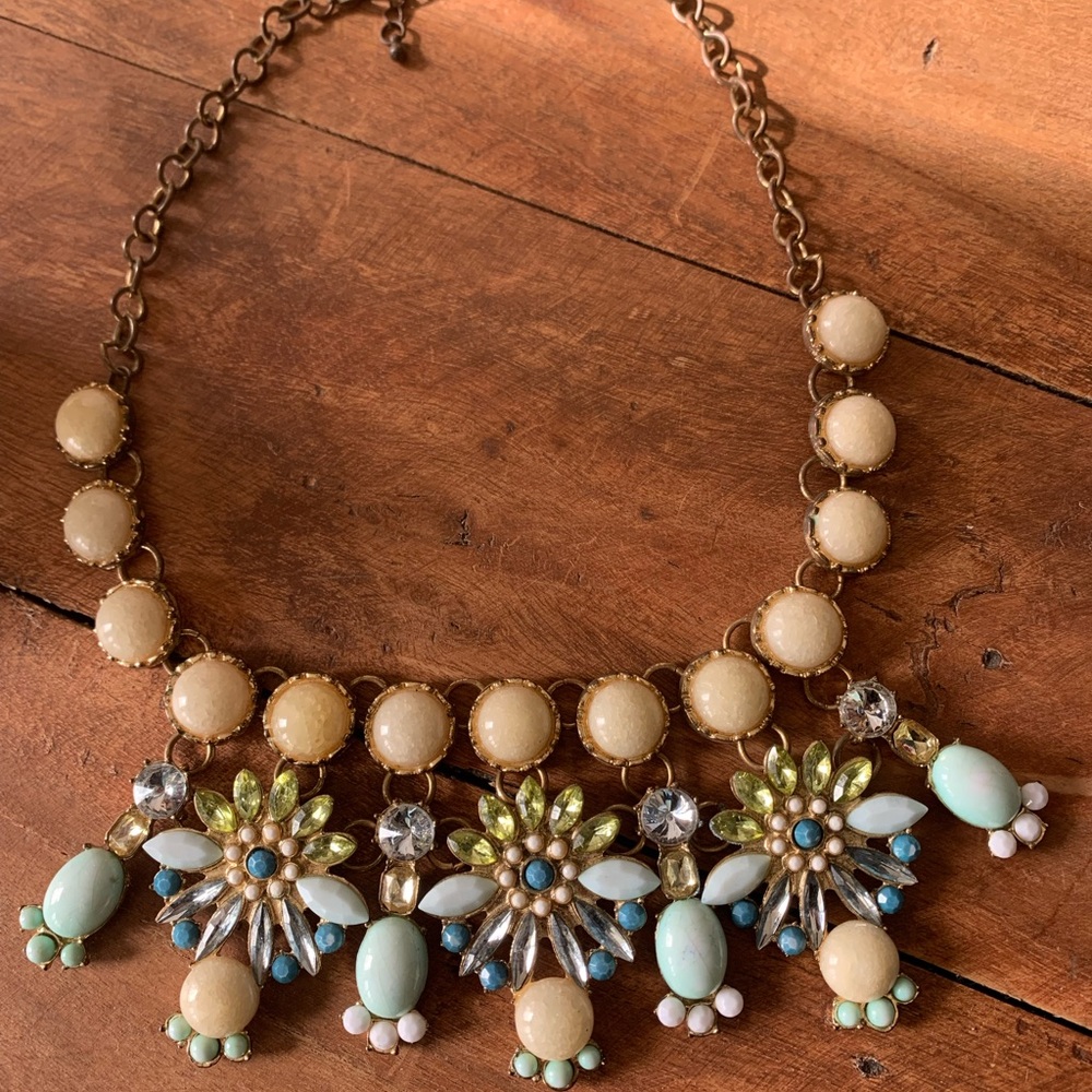 Statement Necklace Bundle - Picture 4 of 6
